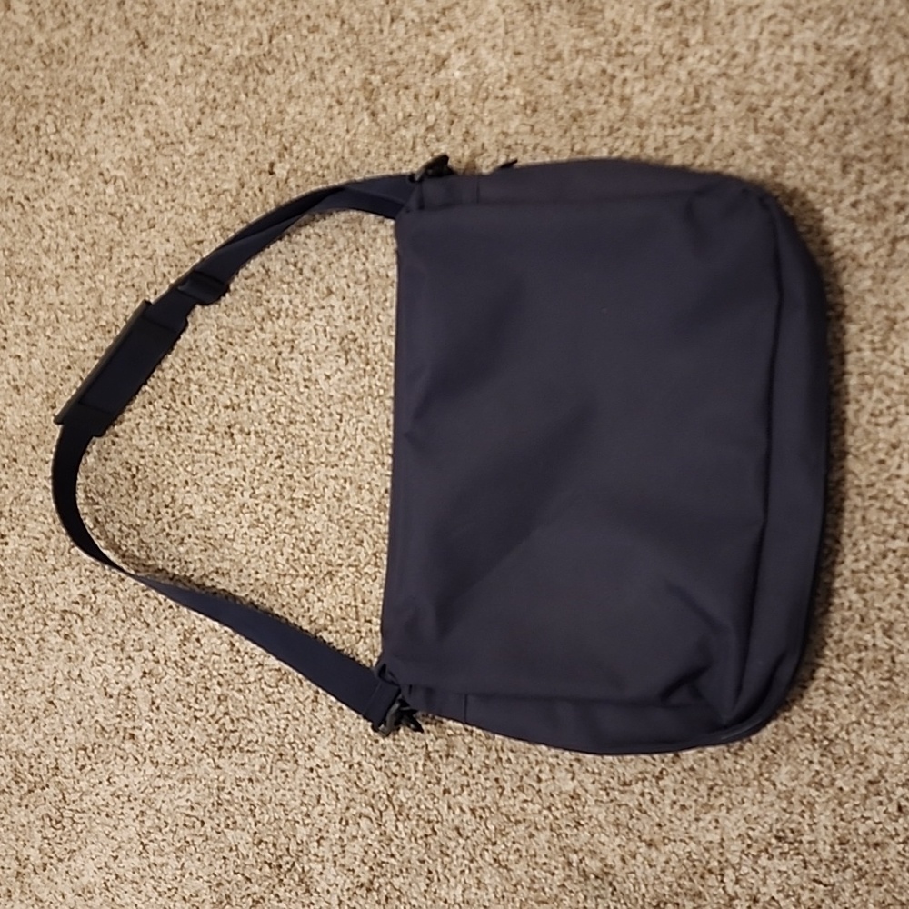 Bag - Picture 9 of 12